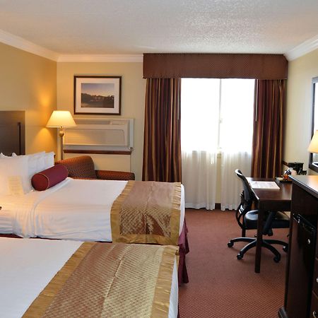 Best Western Plus Wilkes Barre Center City Extérieur photo