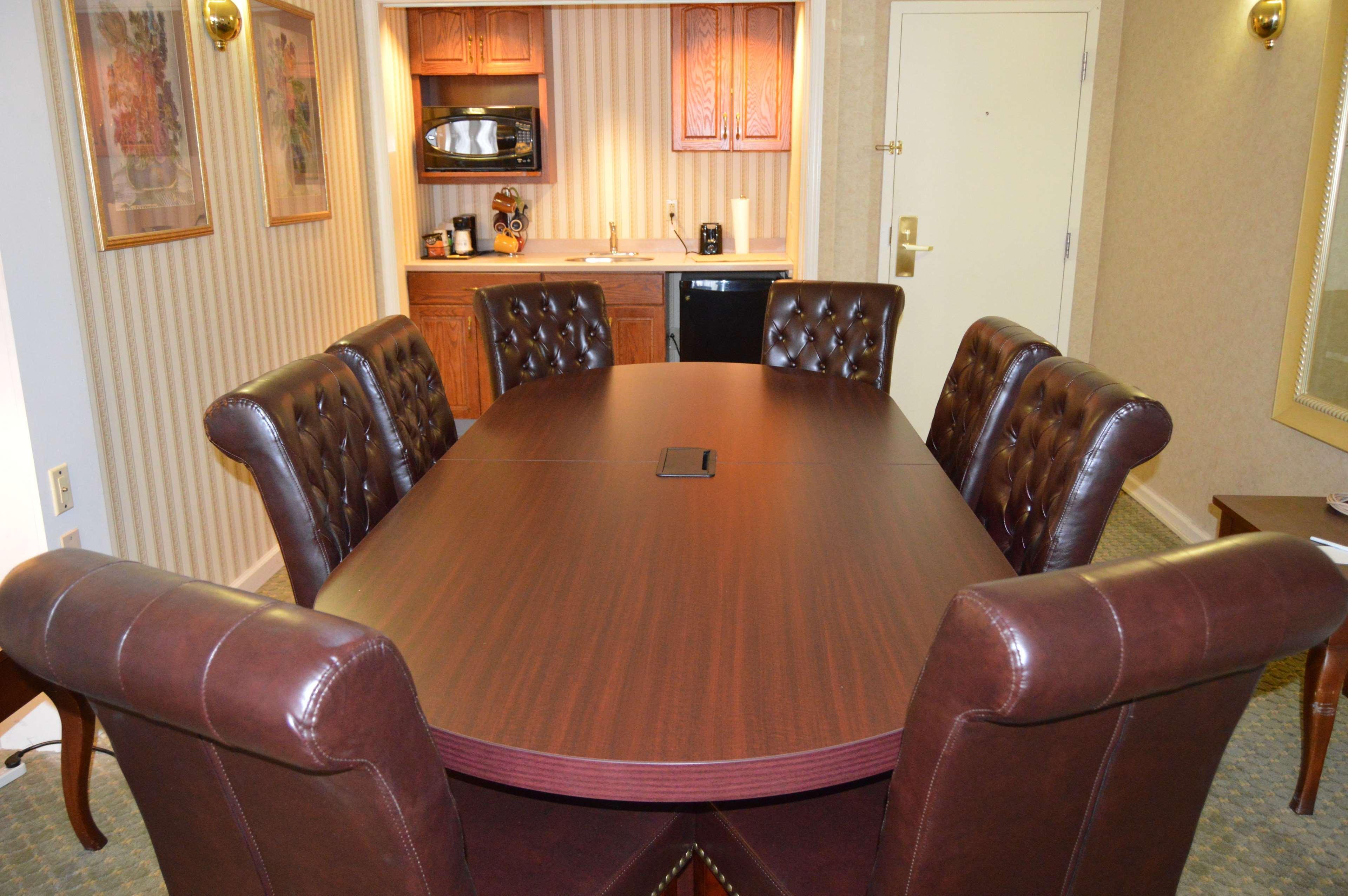 Best Western Plus Wilkes Barre Center City Extérieur photo
