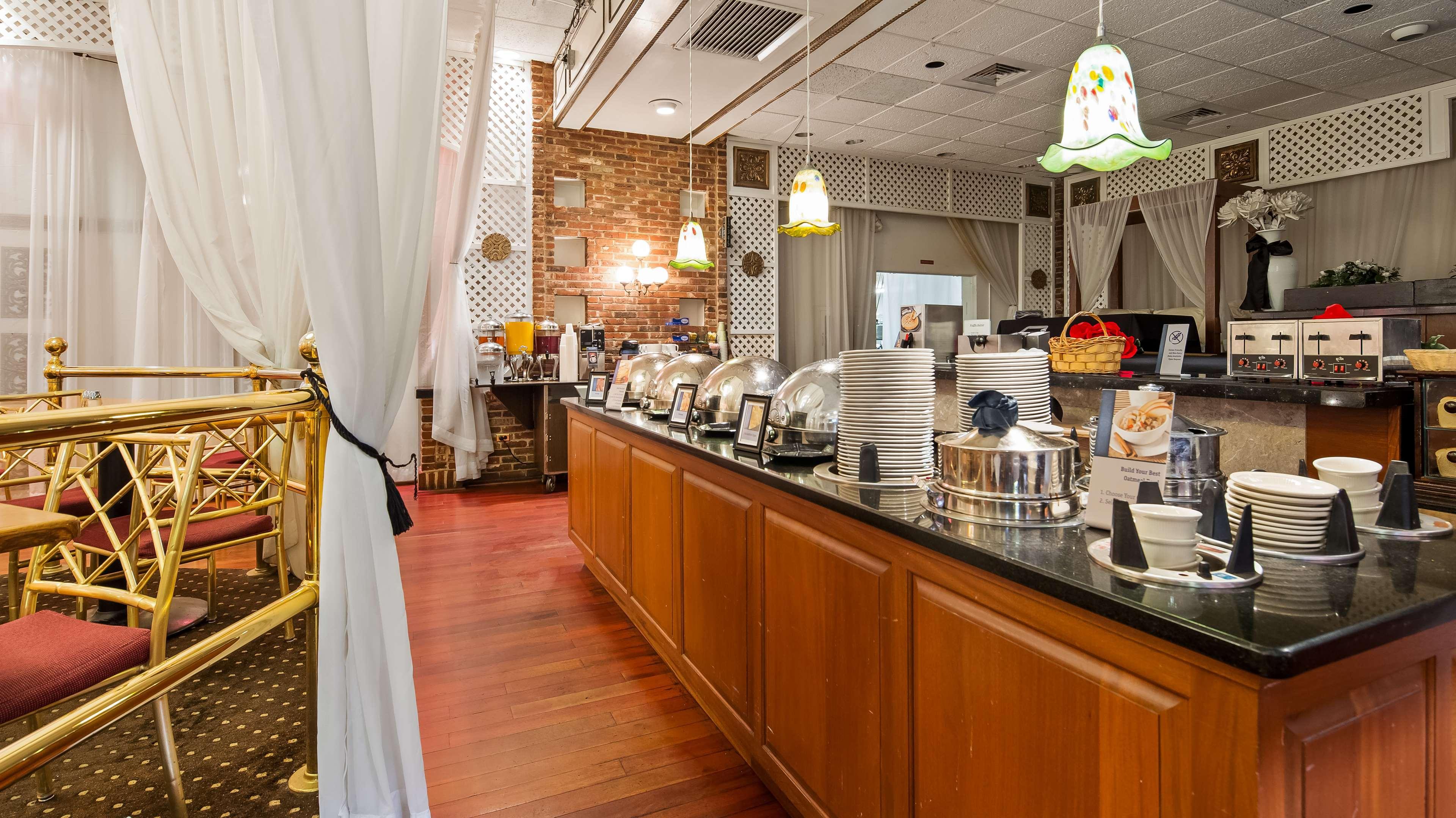 Best Western Plus Wilkes Barre Center City Extérieur photo