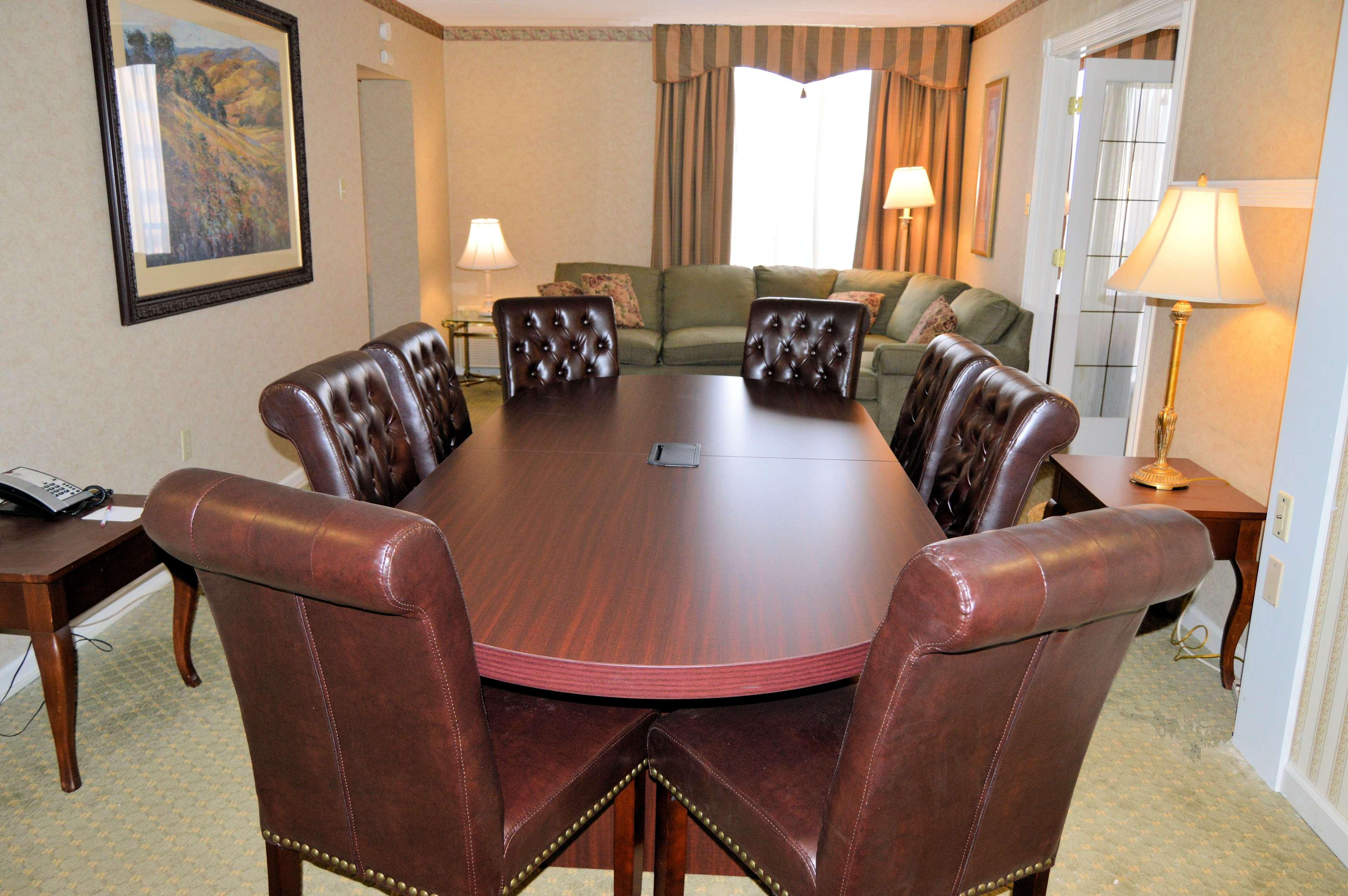 Best Western Plus Wilkes Barre Center City Extérieur photo